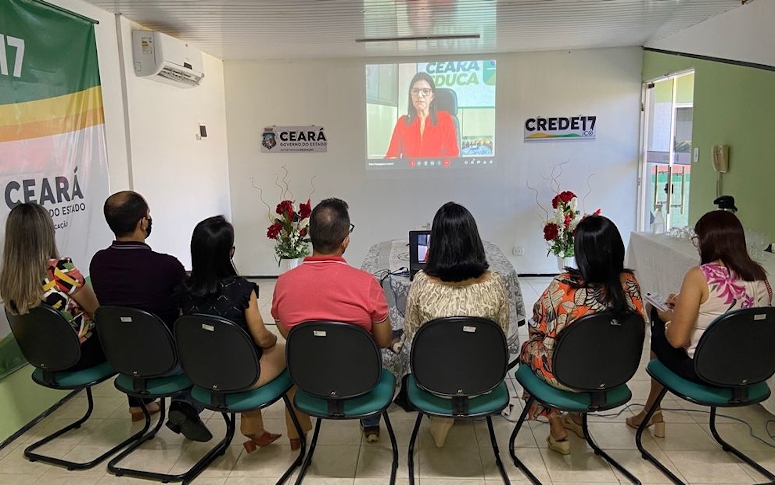 Reunião da trilha pedagógica com gestores